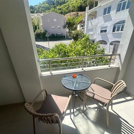 Apartments Manojlovic Будва Экстерьер фото