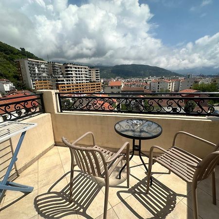 Apartments Manojlovic Будва Экстерьер фото