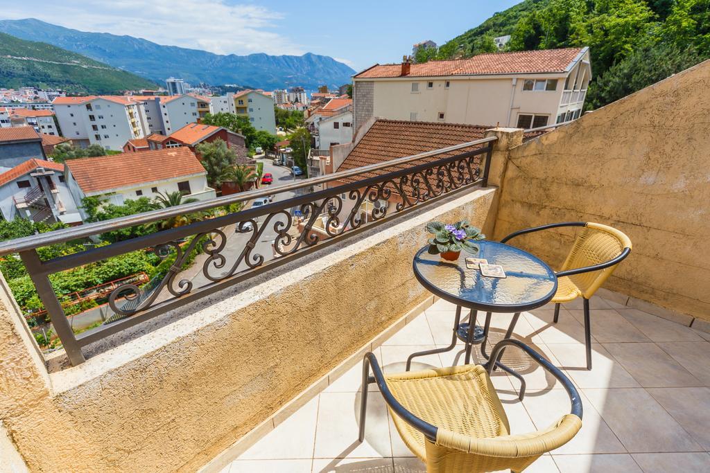 Apartments Manojlovic Будва Экстерьер фото